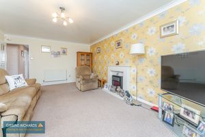 Living Room- click for photo gallery